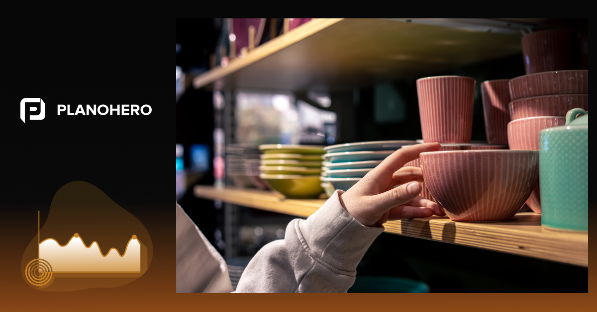 Merchandising en una tienda de artículos de mesa